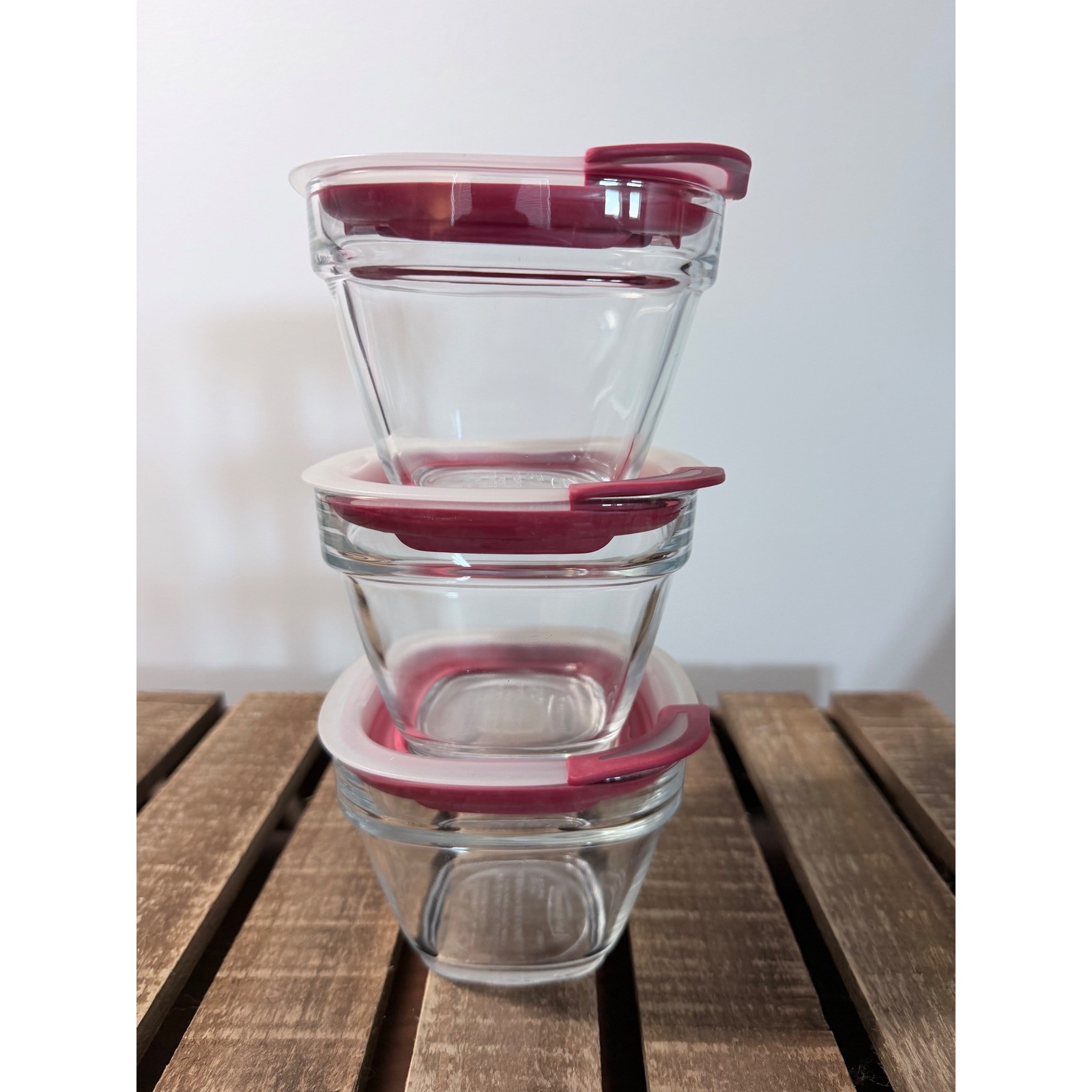 3 Rubbermaid Glass Storage Containers 1.5 Cup with Lid 7N61 Discontinued
