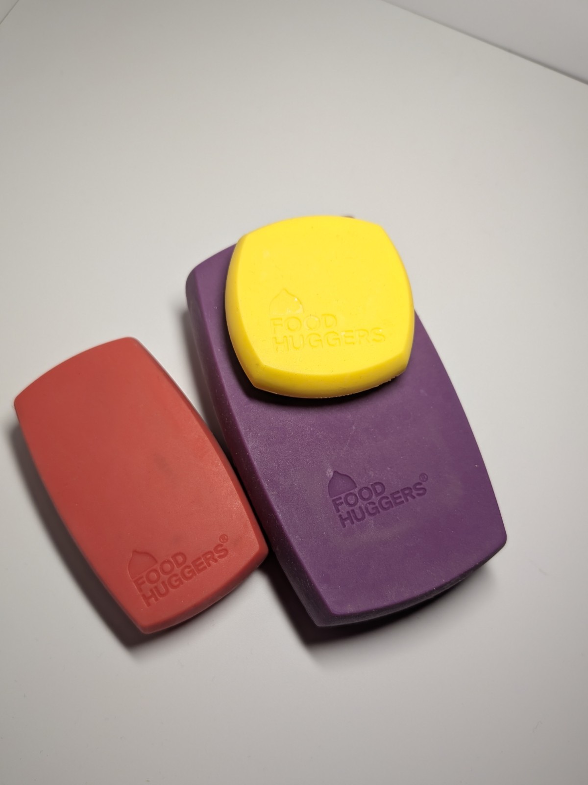 Food Hugger Butter And Cheese A Set Of 3 Silicone W/Out Box