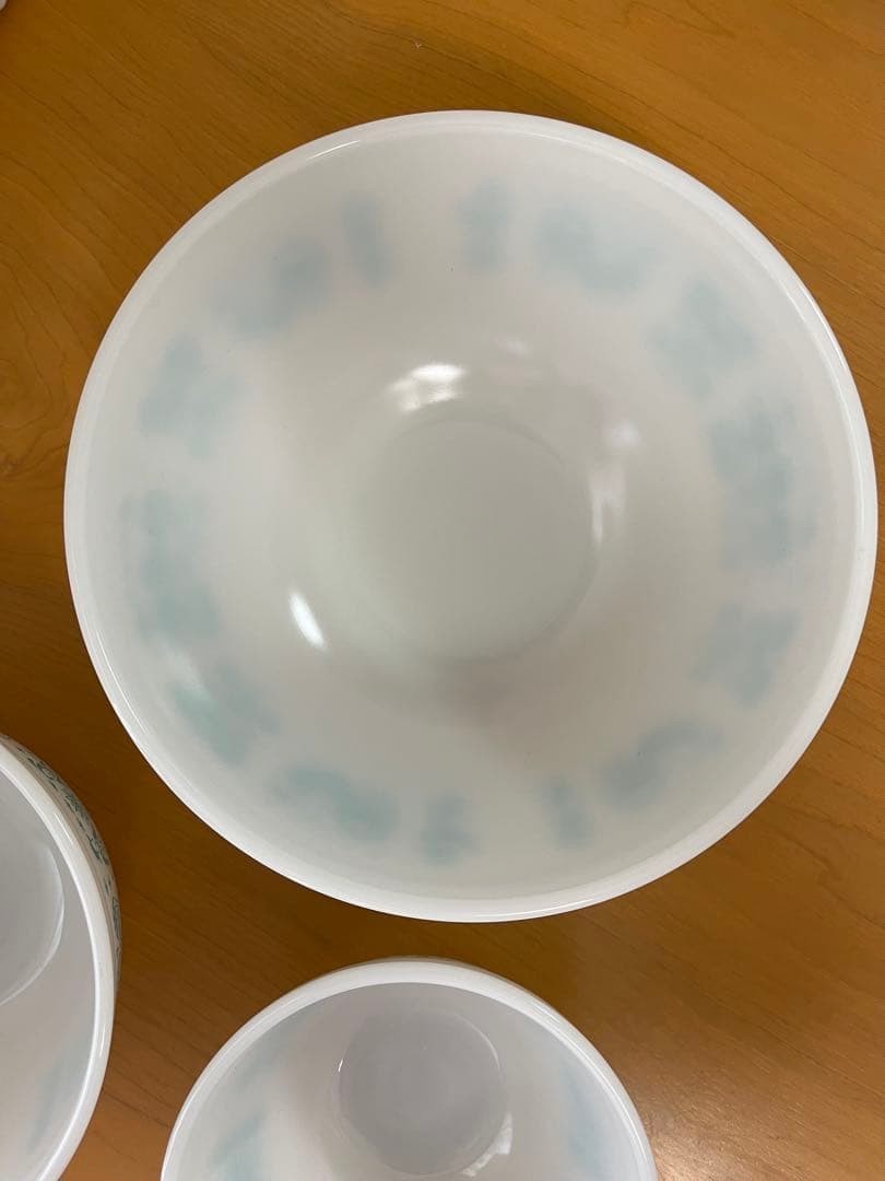 Old Pyrex Glass Butter Print Mixing Bowl L M S Set Vintage Booklet