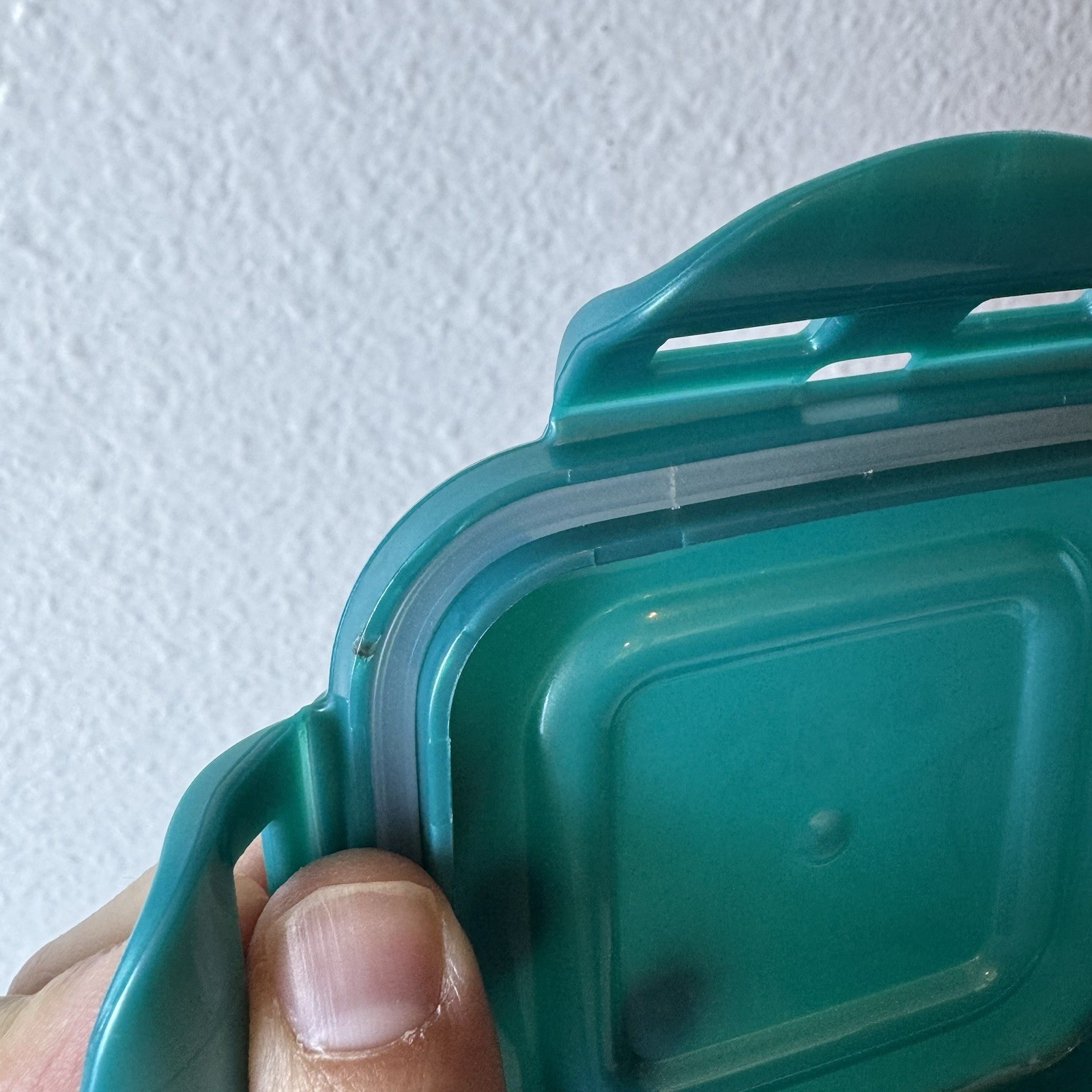 Lock N Lock Replacement Lids 4” Lot Of 8 Colorful Snap Close Square Lid