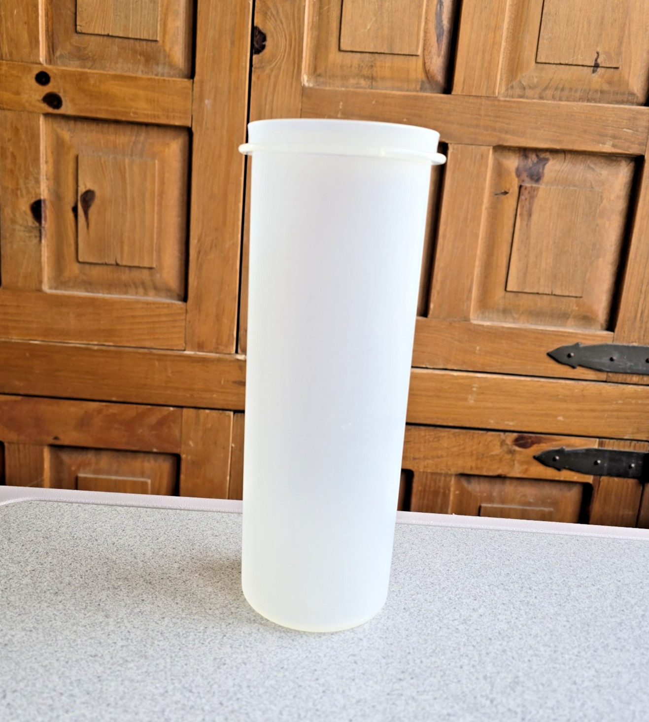 VTG Tupperware Container Spaghetti Holder 30fl oz Sheer White NO LID