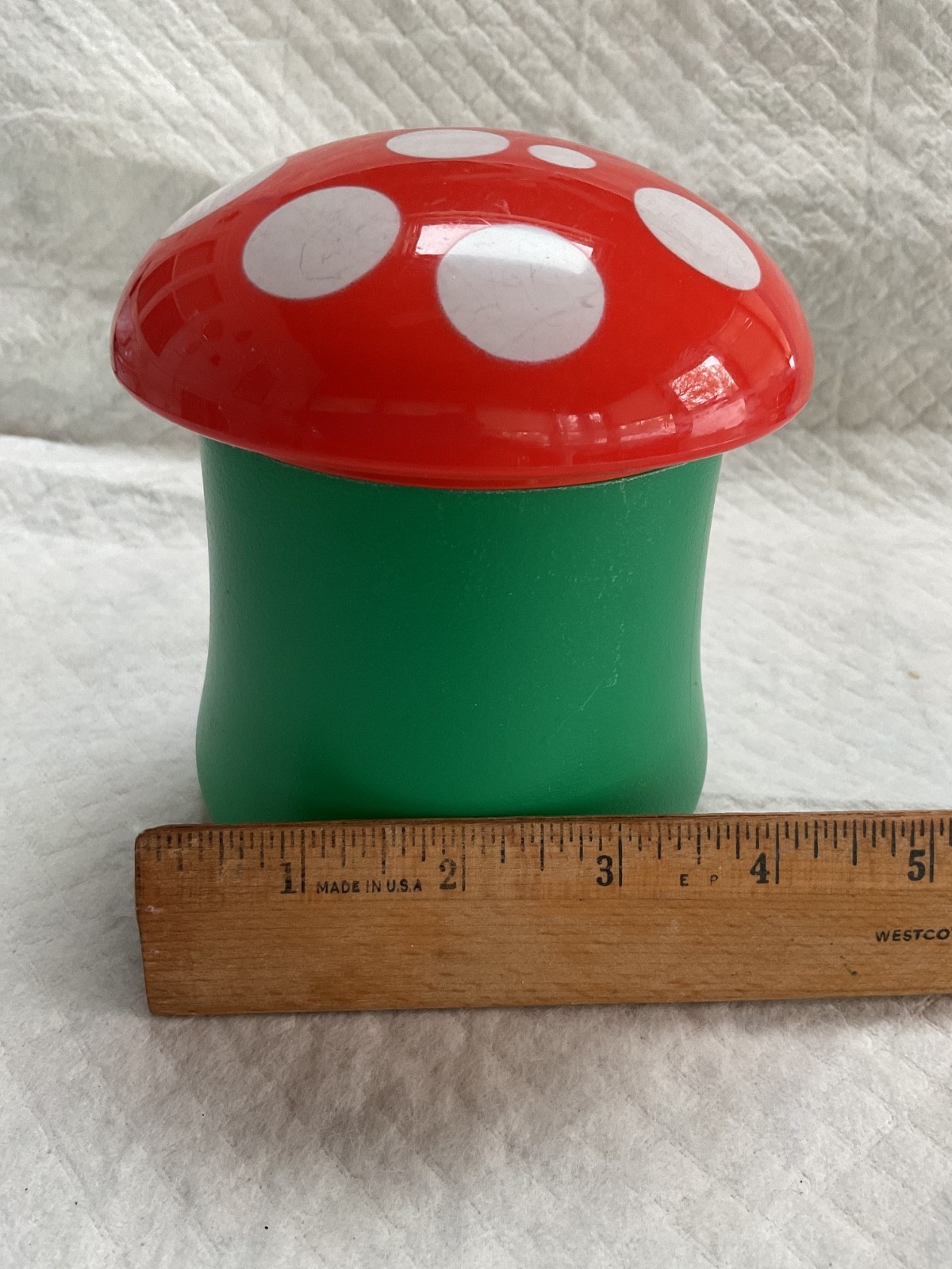 HUTZLER WHIMSY MUSHROOM TRICOLOR SHAPED SAVER KEEPER STORAGE CONTAINER NWOT