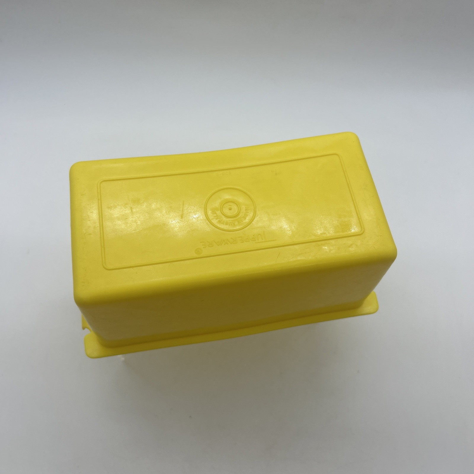 Tupperware Retro Butter Dish Yellow Australia Snap Lid Vintage
