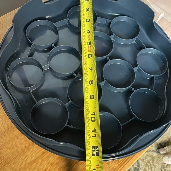Cake & Cupcake Carrier w/Clear Top and Grey Botton Holds 12 Cupcakes