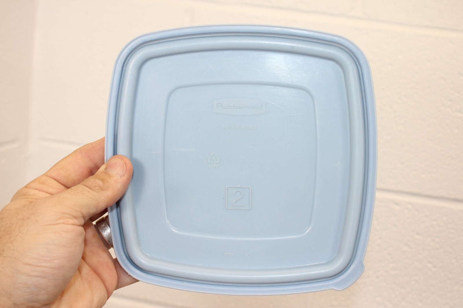 Rubbermaid 8.5″ Servin Saver Square #3 BLUE Replacement Snap Lid Seal 0013 GUC