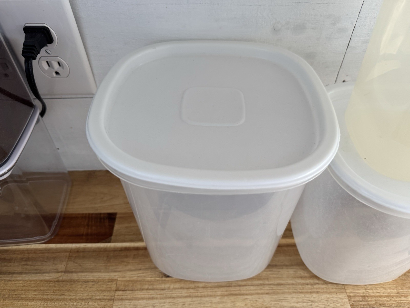 ✅Rubbermaid Servin Saver ✅LOT OF 5 ✅Food Storage Container ✅#5, 5, 8, 6, 7 ✅Lids