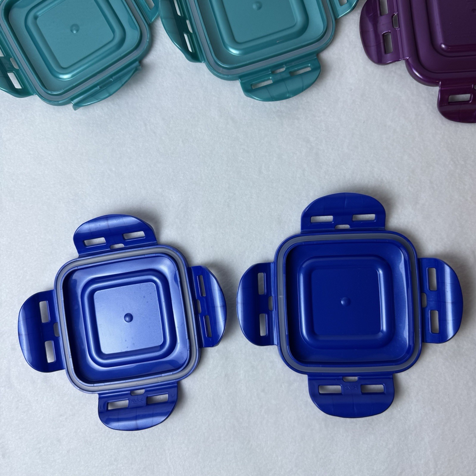 Lock N Lock Replacement Lids 4” Lot Of 8 Colorful Snap Close Square Lid