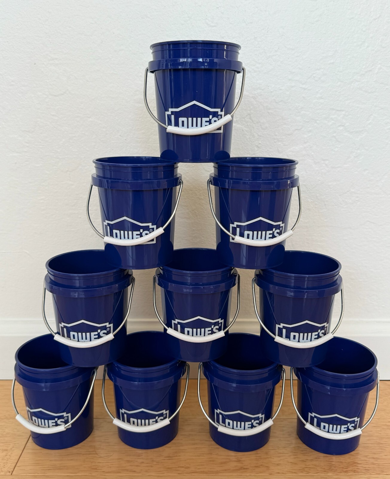 10 Lowe’s Mini Bucket 0.5-Quart BPA-Free Poly Paint Bucket, seen on TikTok