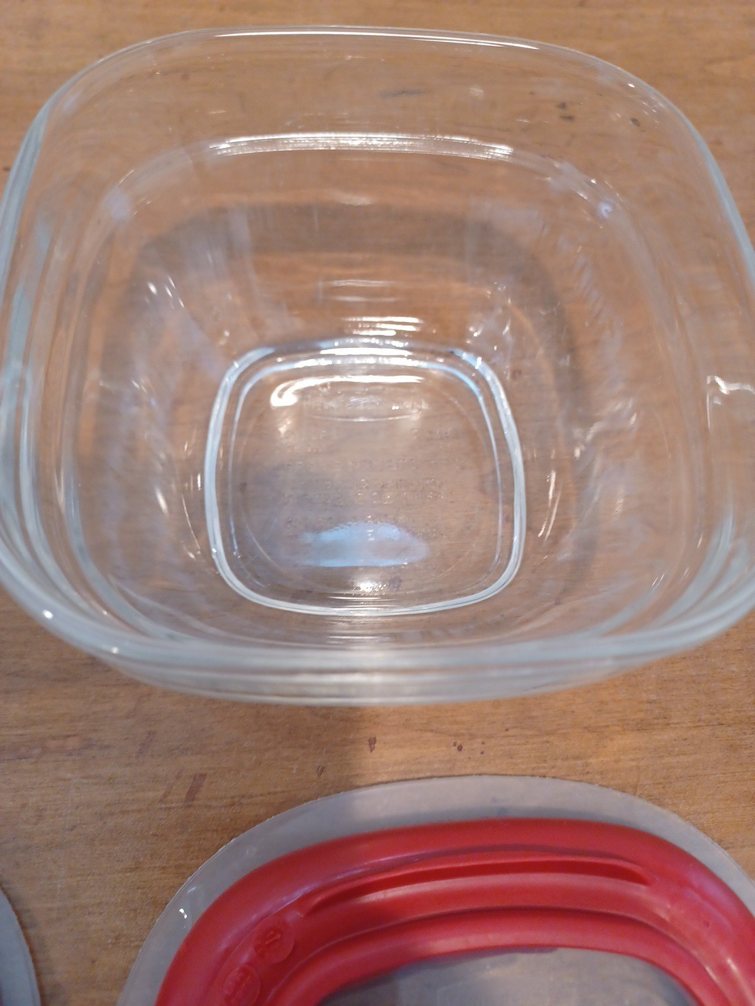 Rubbermaid Glass Storage Container 1 Cup Red Lid 7N68 Discontinued Easy Find Lid