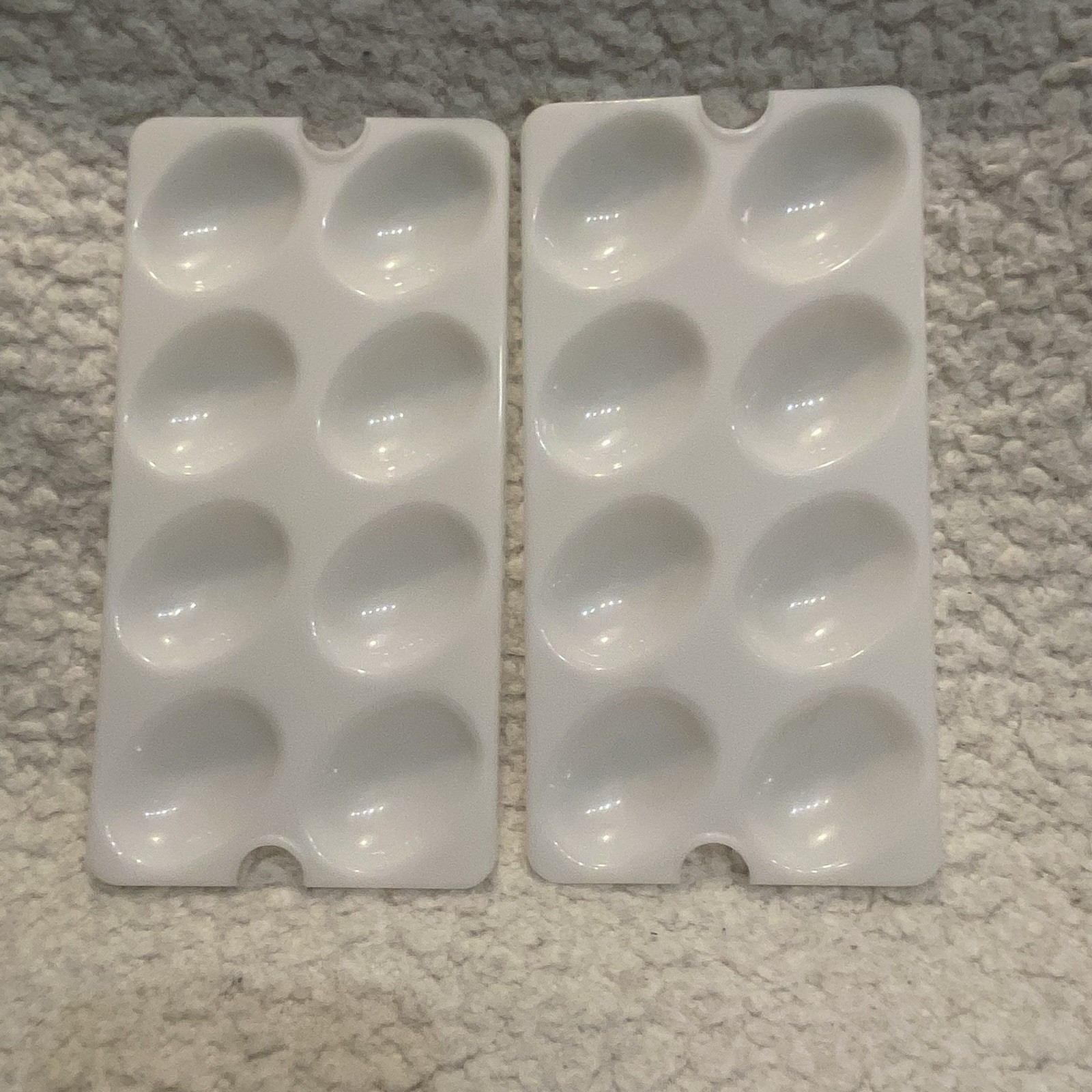 Tupperware 723-3 Devil Egg Holder Carrier 4-Pc Almond w/ Lid 1970’s Vintage