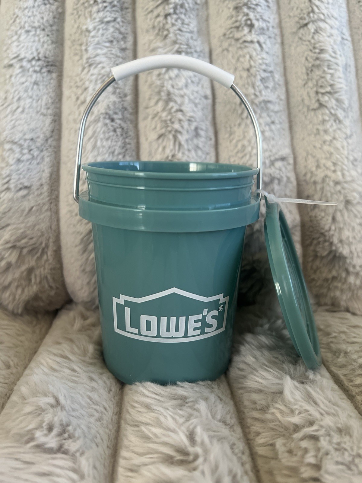 TEAL Lowe’s Mini Bucket 0.4-quart with Lid NEW Fast Shipping TEAL