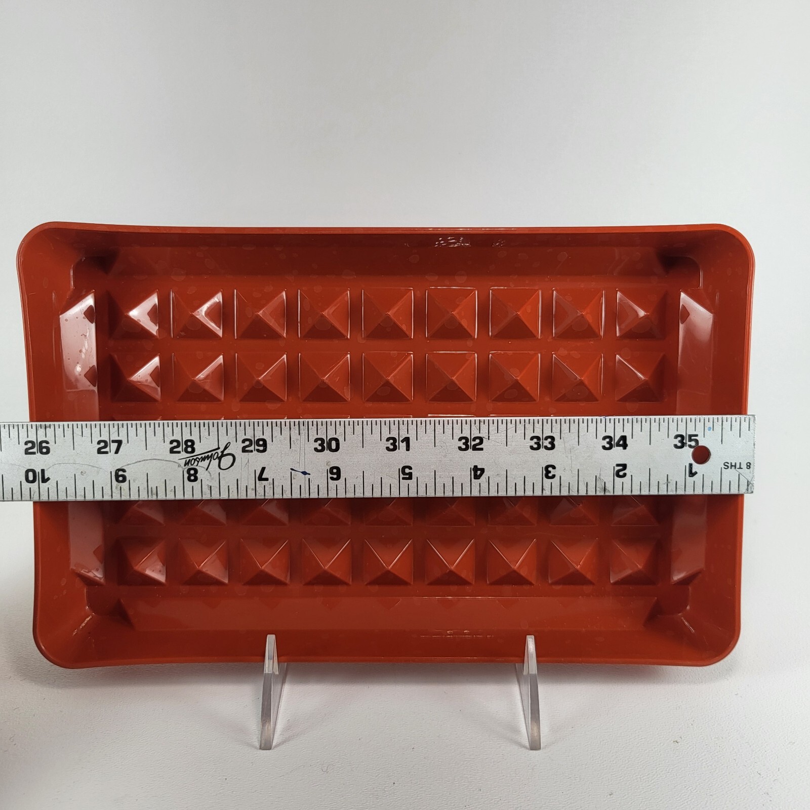 Tupperware 1292 Paprika Container For Deli Meat Hot Dog Bacon Keeper Vintage