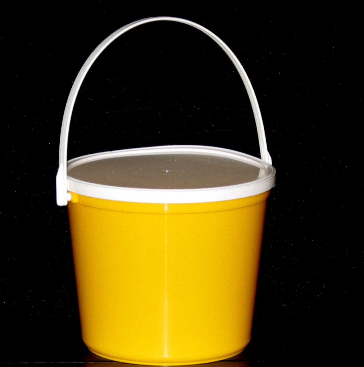4 80 Ounce Plastic Buckets & Lids Pink Orange Lime Yellow Made in USA Lead Free