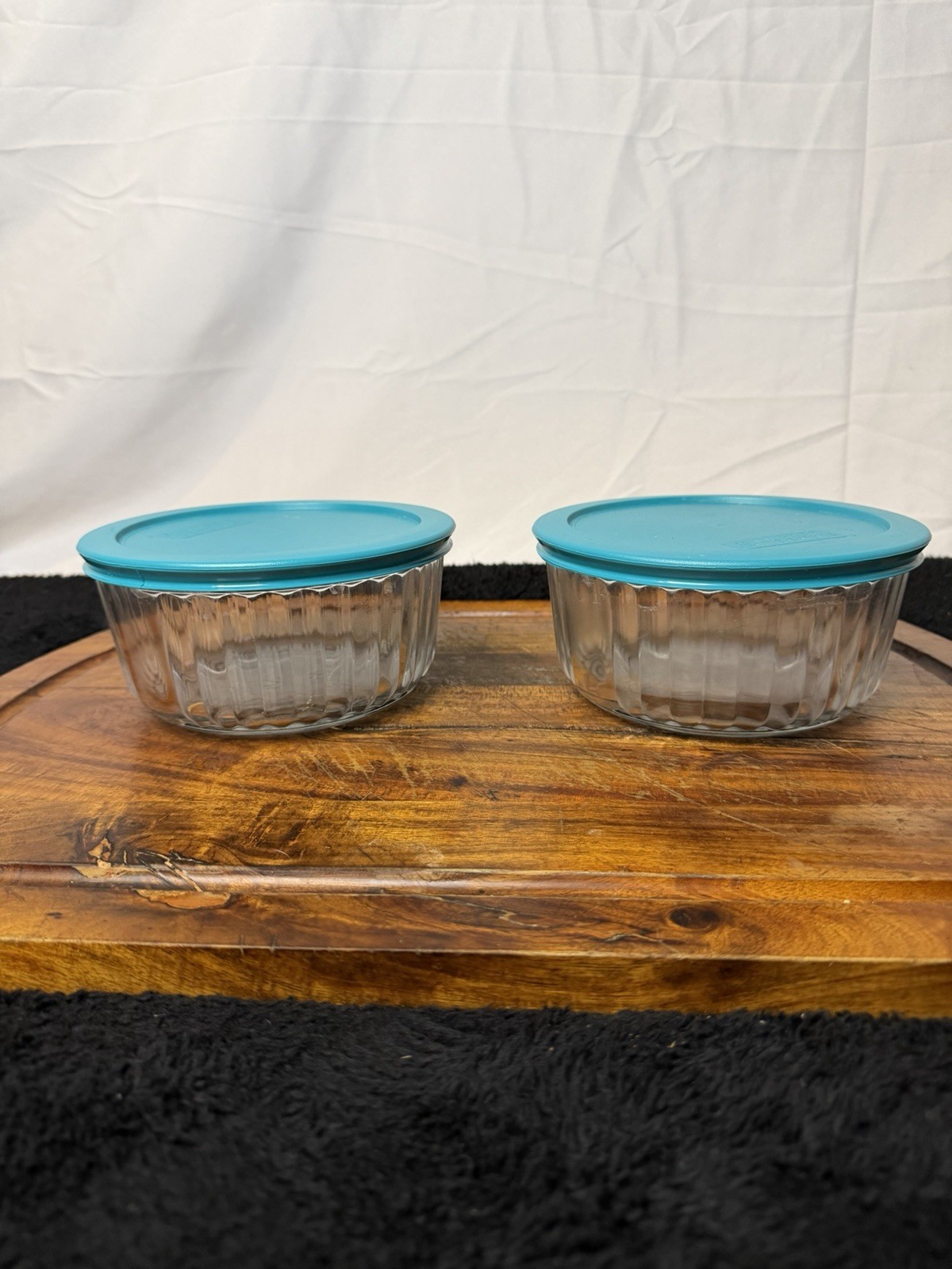 Anchor Hocking Glass Storage Bowls Set of 2 Teal Lids 6” Round