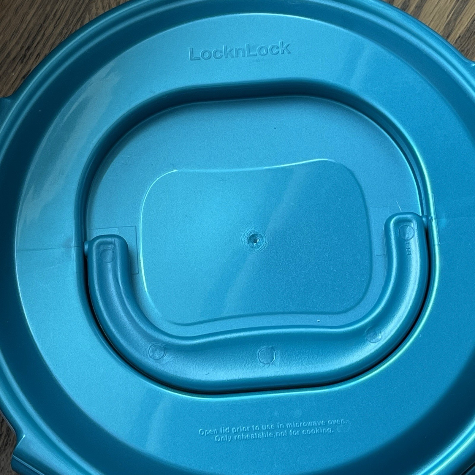 Lock N Lock Teal Divided Container Fruit & Veggie Condiment Food Storage