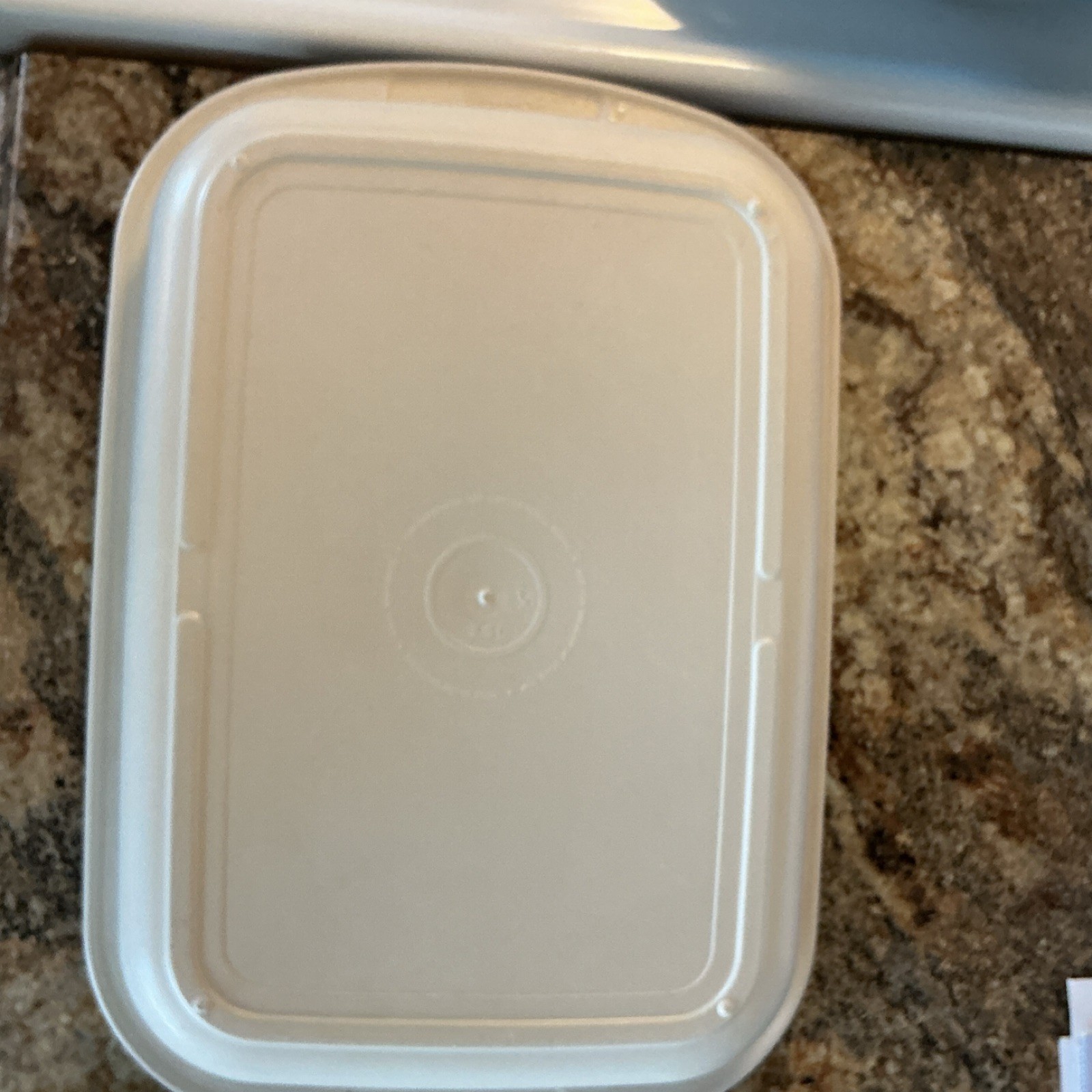 Tupperware Beige Rectangular Plastic Snap Lid Food Storage Container Set 2, 3.5L