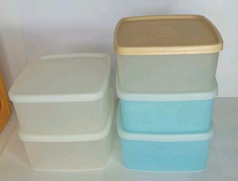 Lot Of 5 Tupperware 311 Square Storage Containers w/ Lids