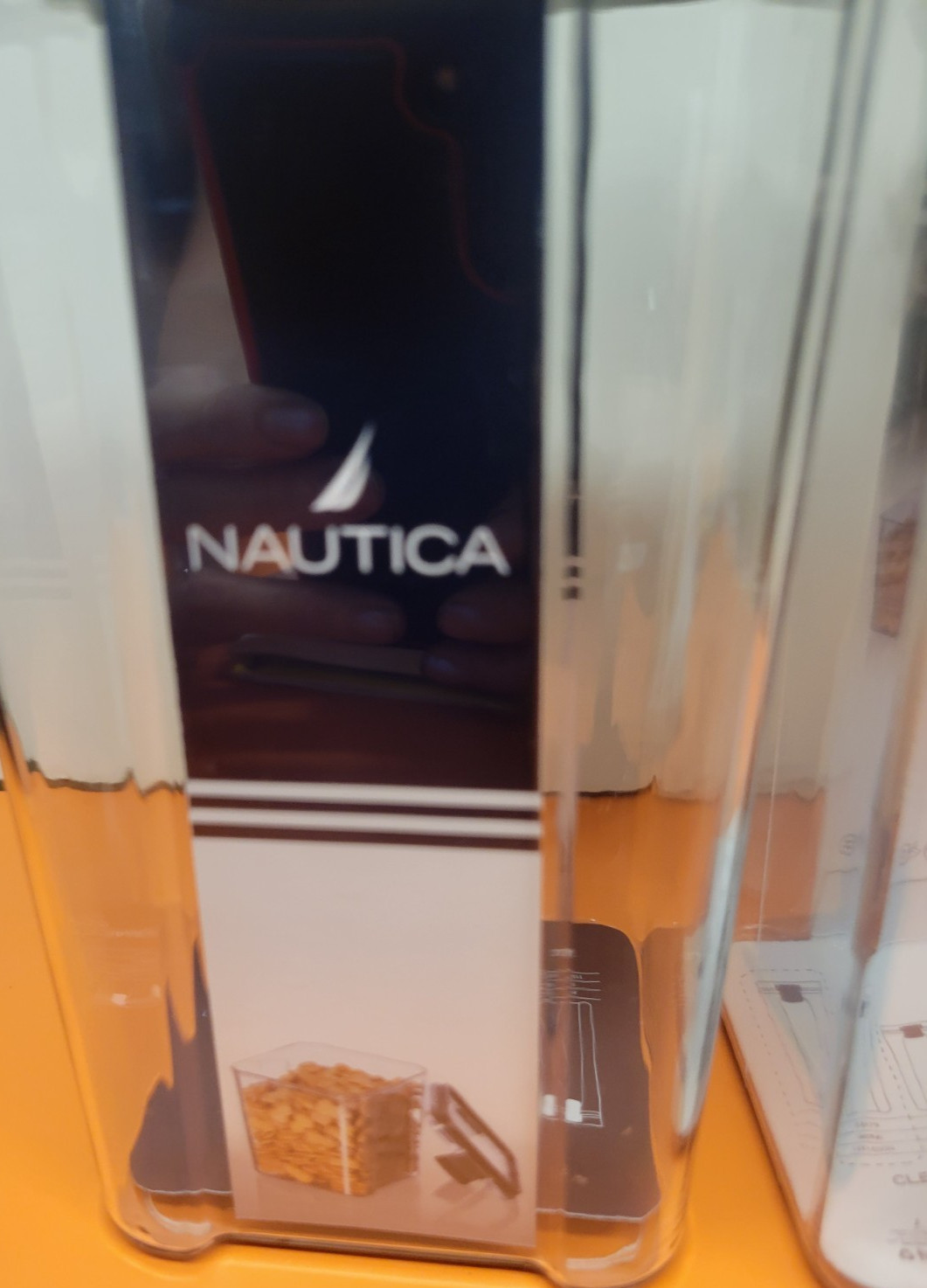 2 PIECE NAUTICA NON-TOXIC AIR-TIGHT FOOD STORAGE CONTAINERS NEW