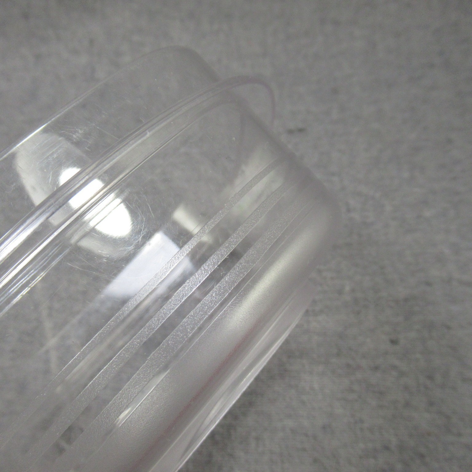 3 Rubbermaid Premier Storage Square Container 3, 2, 1.25 C Stripes Red Lids Lot