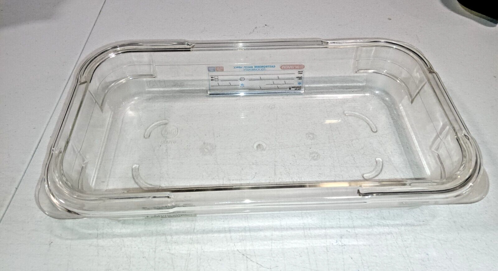 ARAVEN GN 1/3 h.65mm / 2,5″ 2,35 l./ 2,48qt Polycarbonate container without lid