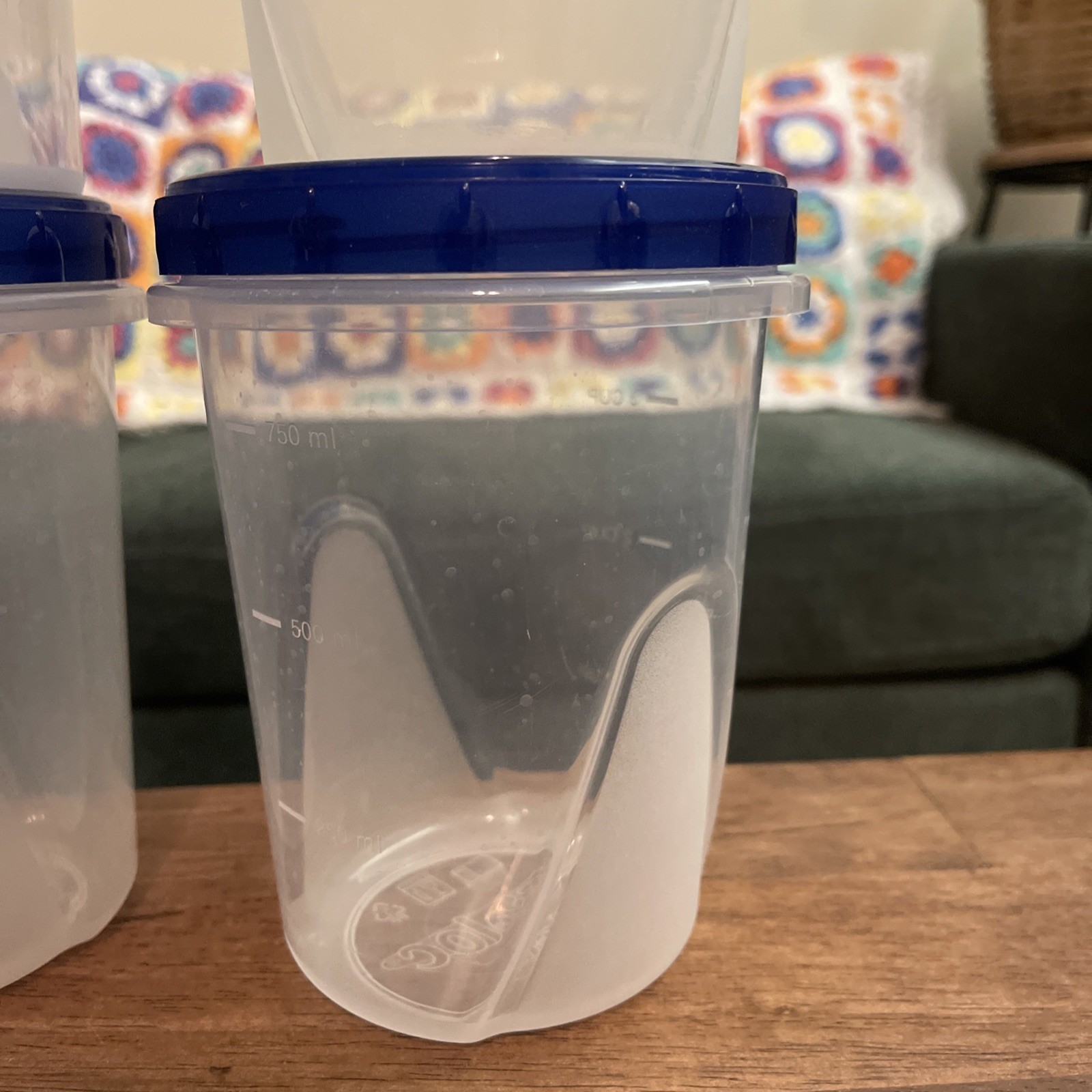 7 Ziploc Twist ‘n Loc Med Round 1 Qt/32 Oz/4Cup Containers & Lids Sm 8oz/2cup