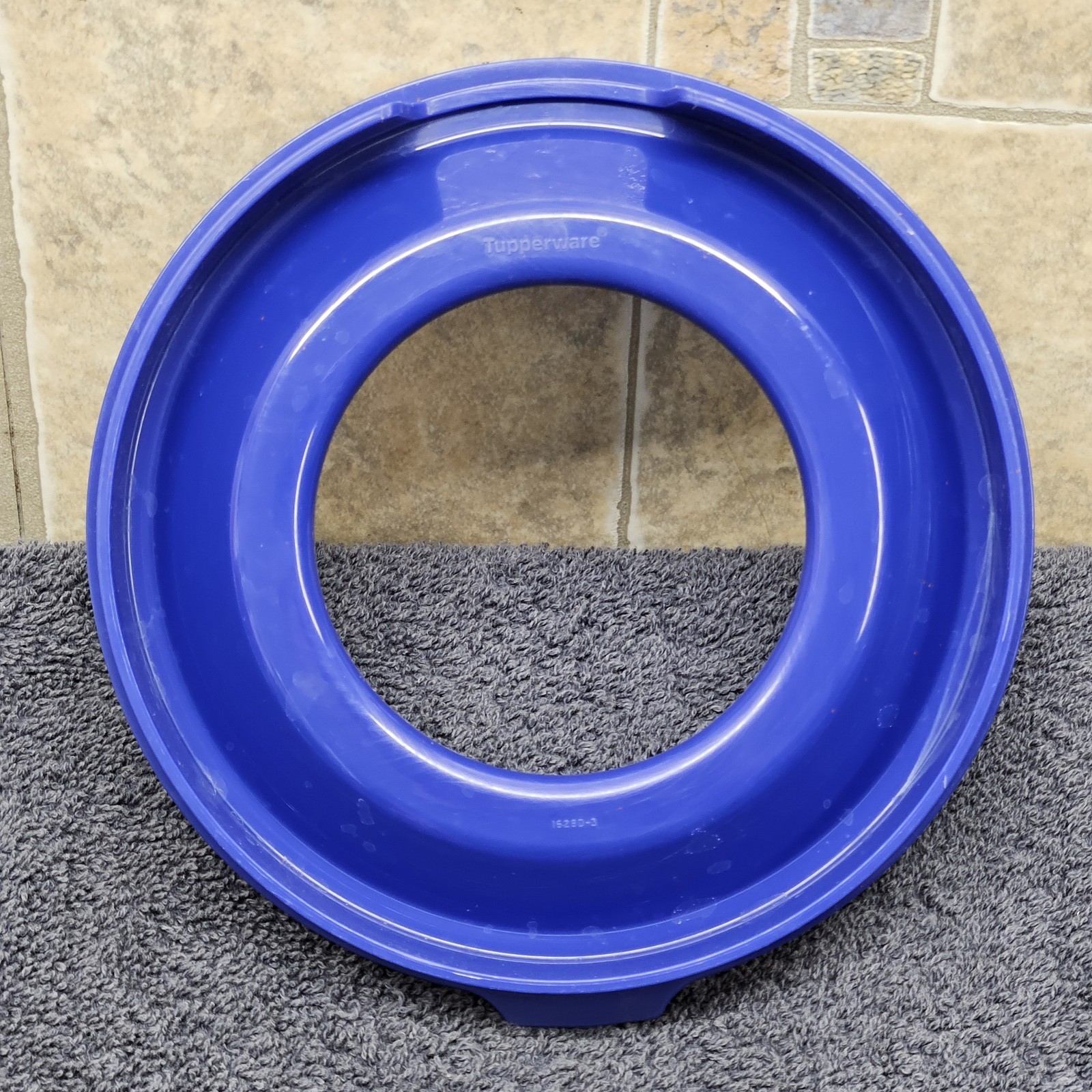 Tupperware Blue Mix N Store Seal Lid 1628D-3 Replacement Part Vintage Food