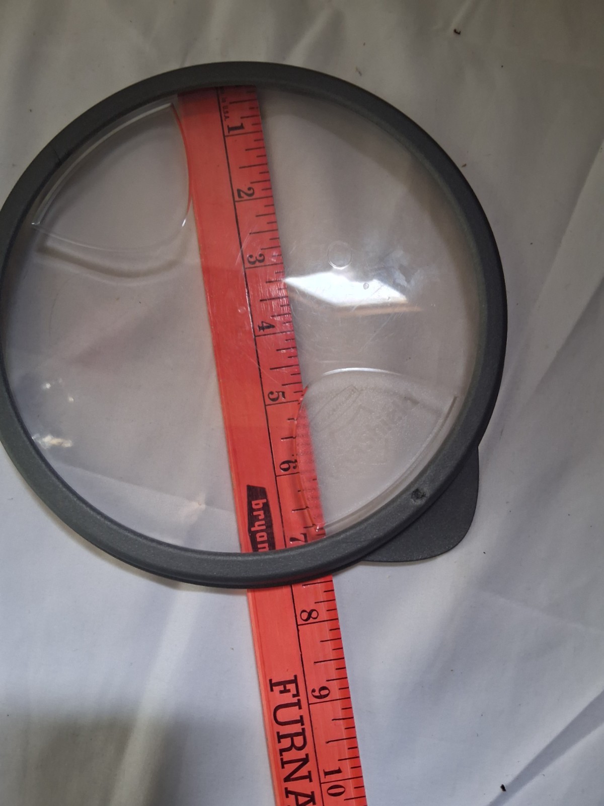Rubbermaid StainShield Lid Only, Round Approx. 7 1/2″ x 7 1/2″