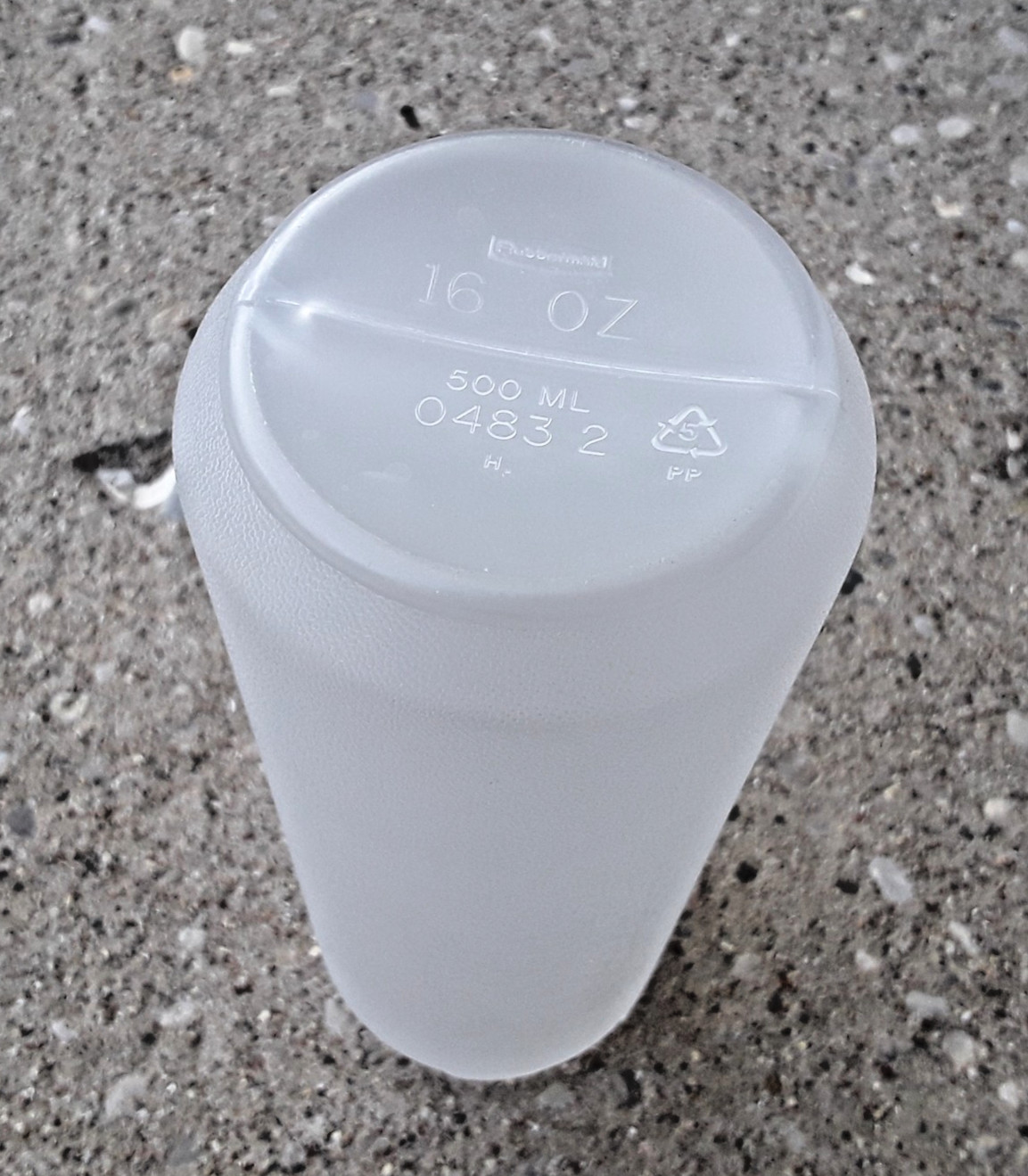 VTG Rubbermaid Servin Saver 16 oz Beverage Condiment Bottle Teal Flip Lid 0483
