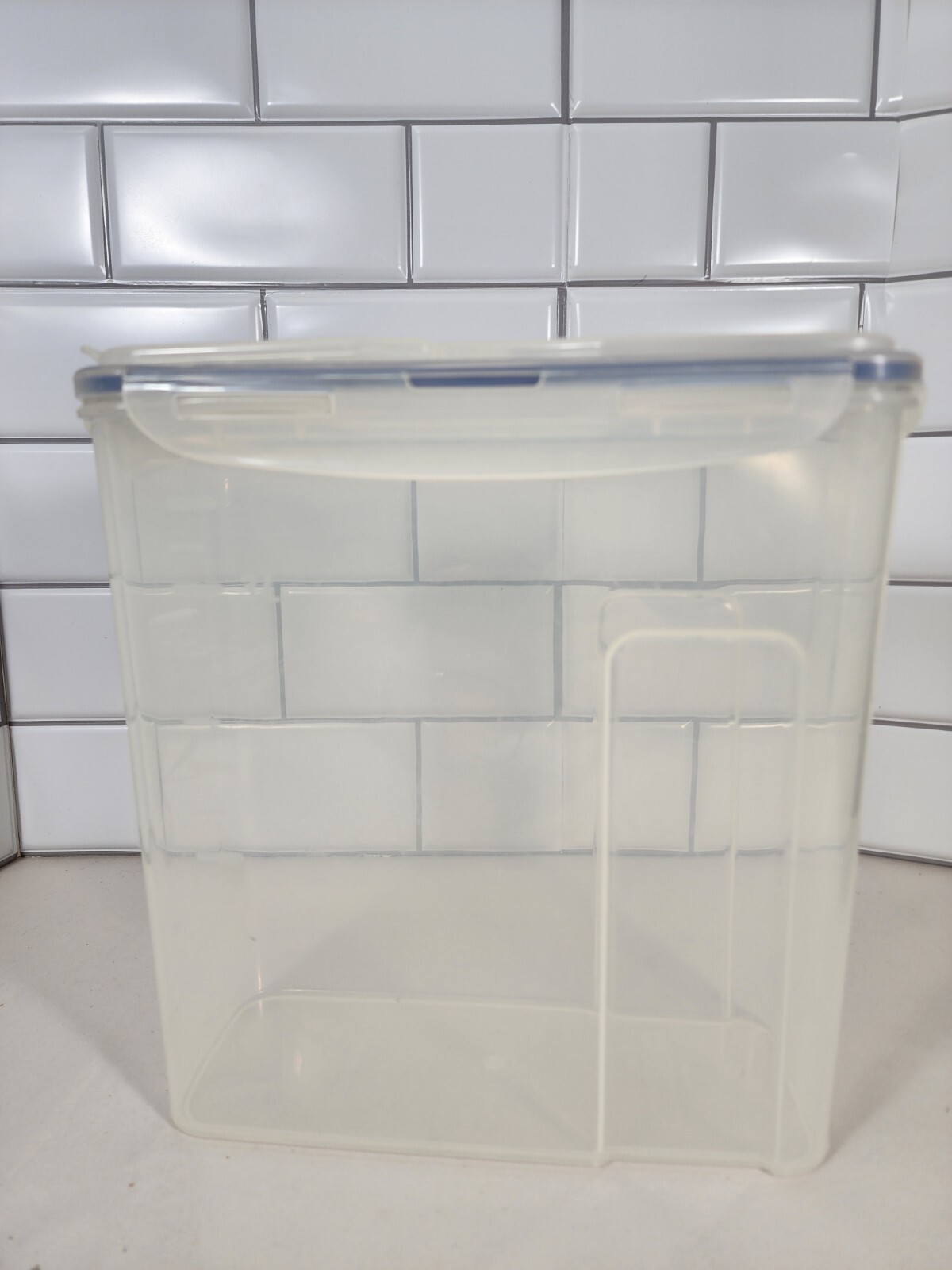 Lock & Lock Food Storage Container Dispenser Pantry Kitchen 3.9L 4.1Qt 132oz