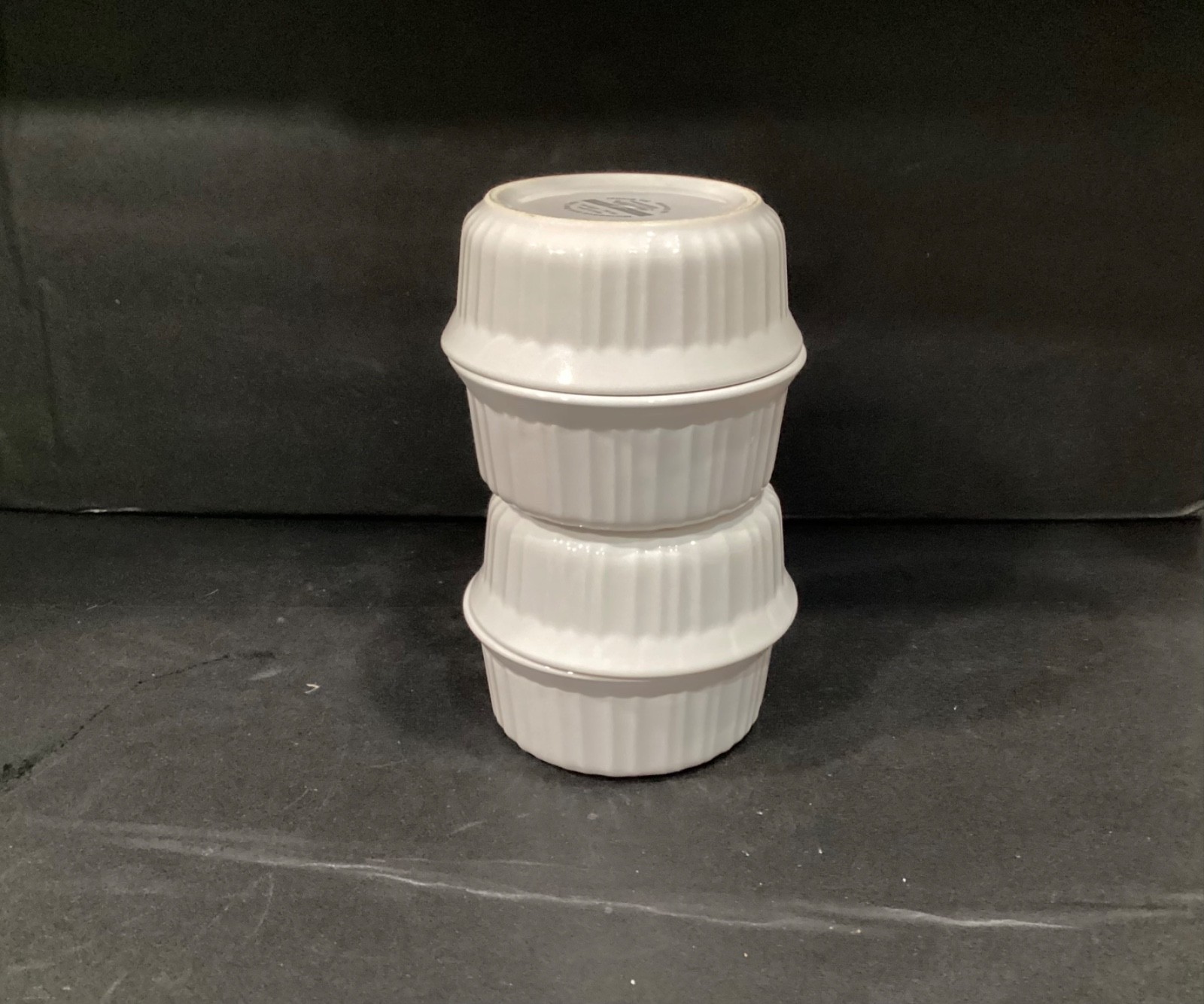 Corning Ware French White Ramekins F-16-B Stoneware 16 Oz. Set of 4 with Lids