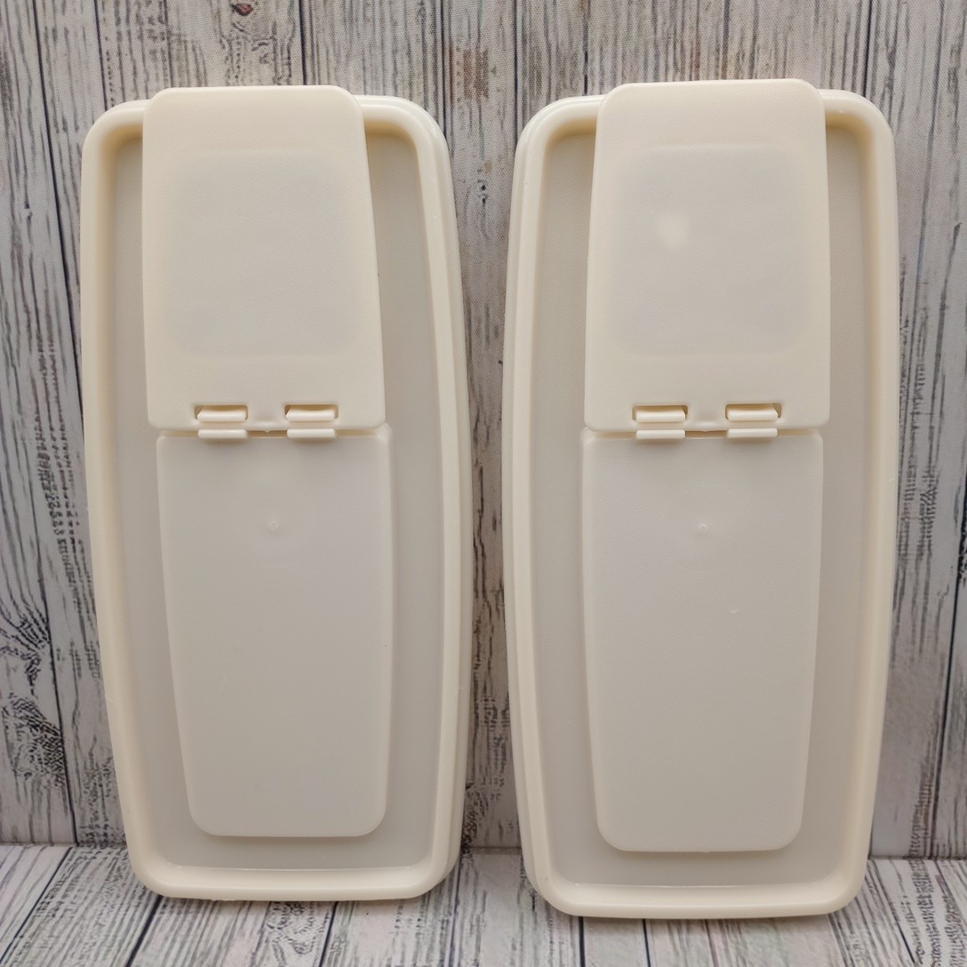 Rubbermaid Servin Saver 0089 #3 Cereal Keeper Almond Flip Top Lid Vtg Lot of 2