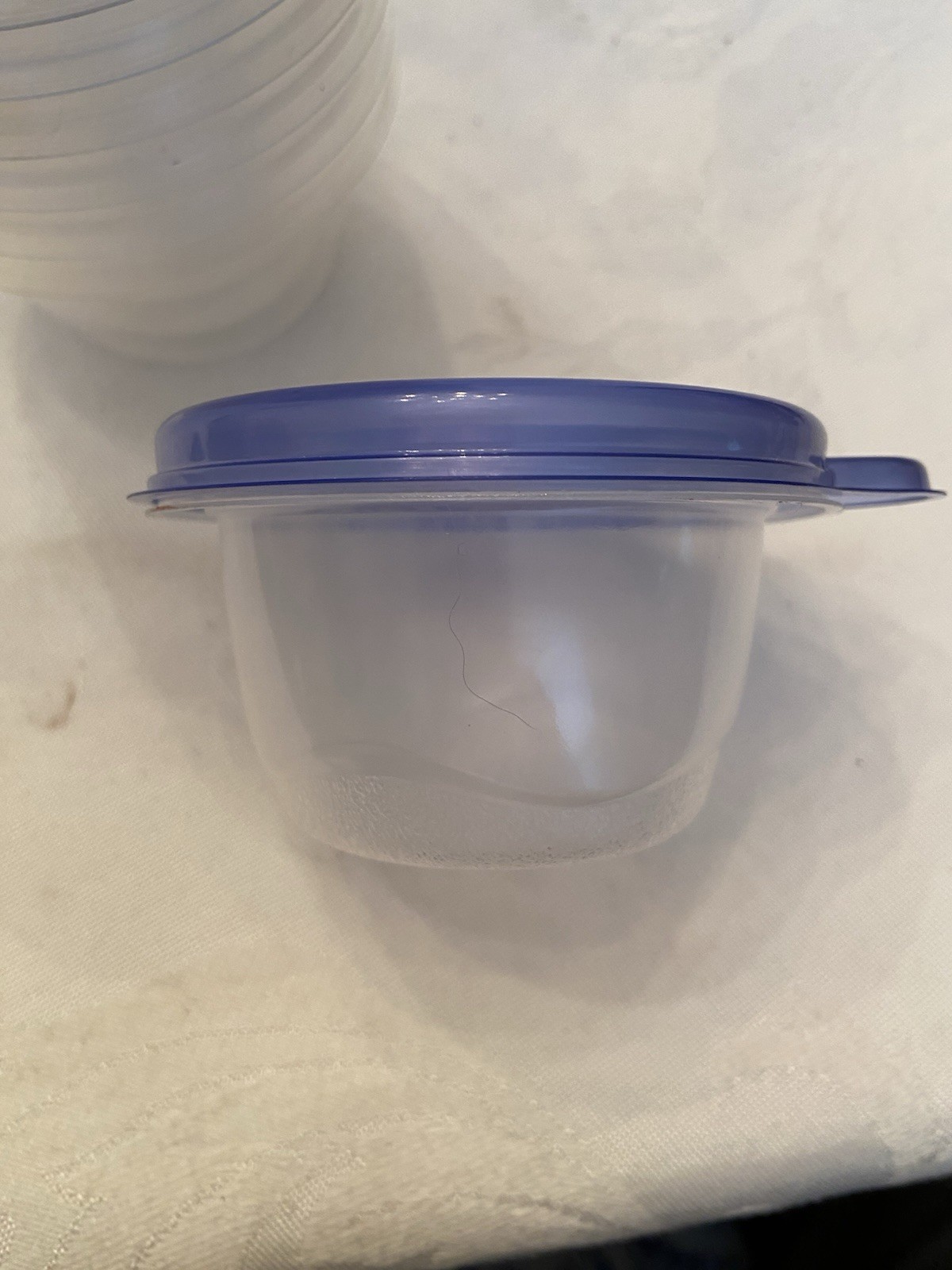 NWOT 8 GLADWARE Mini-Round Plastic Containers w/Interlocking Lids 1/2 Cup 4 oz