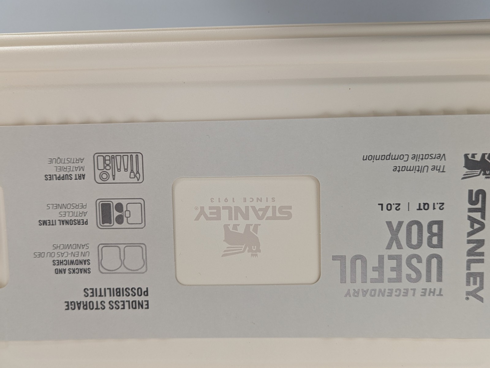 New stanley Classic Legendary Useful Box 2.11 QT Cream lunch Christmas gift 🎁