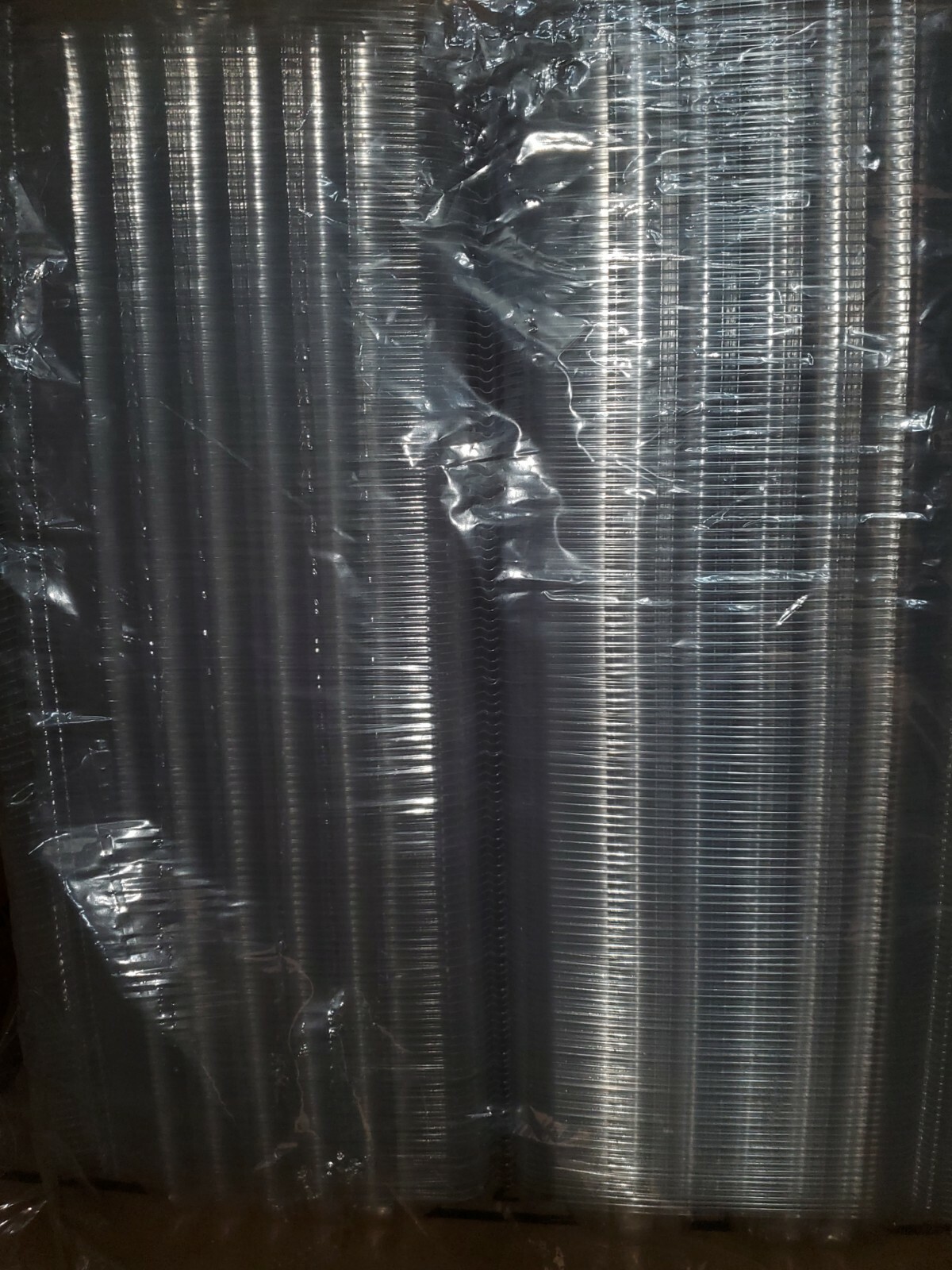 Clear Hinged Lid Containers Three Compartment 250 ClearC90PST3 (8 1/4, 8 1/4, 3)