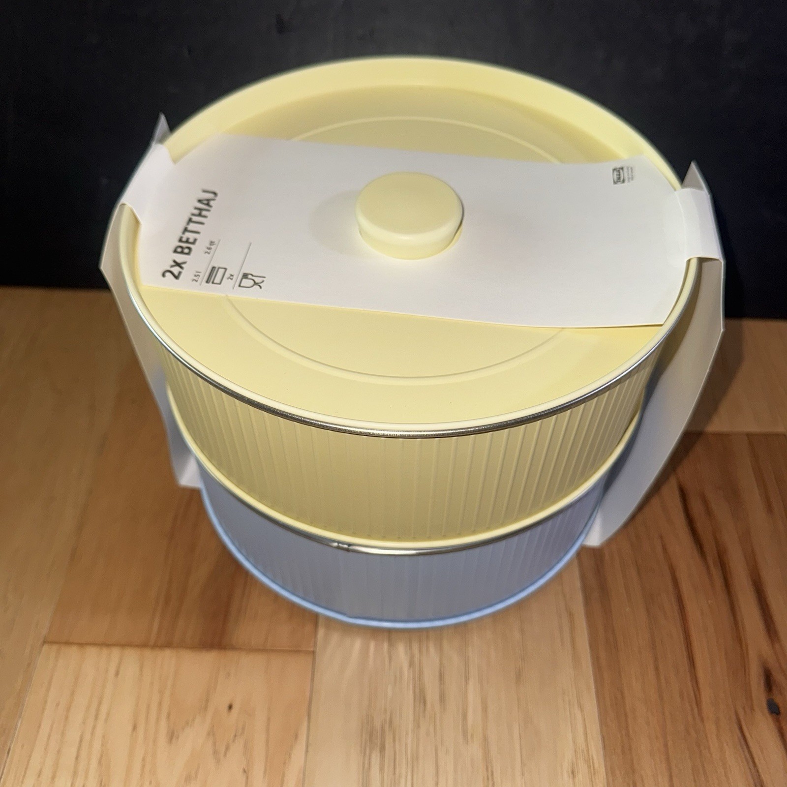 IKEA of Sweden BETTHAJ Food Storage Containers w Lids Set of 2 Yellow Blue New