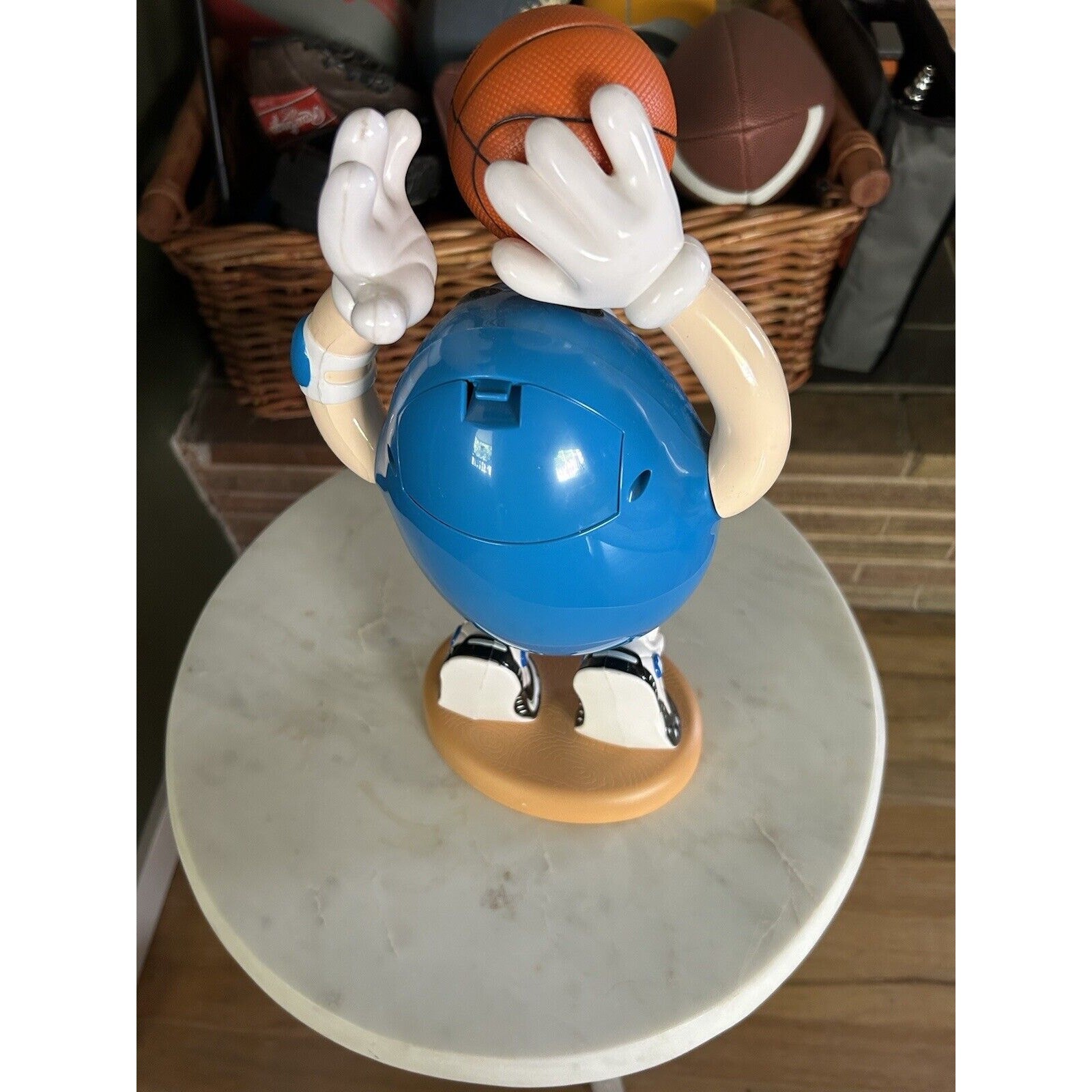 M&M Container