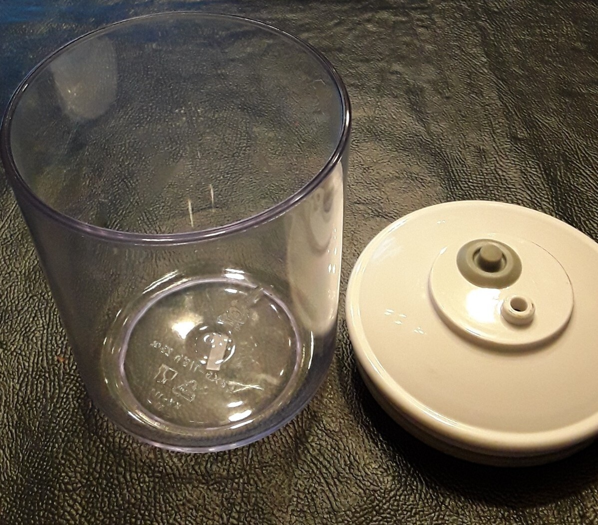 FOODSAVER Vacuum Canister Snail KY-114 25 oz. Storage Container Clear w/lid