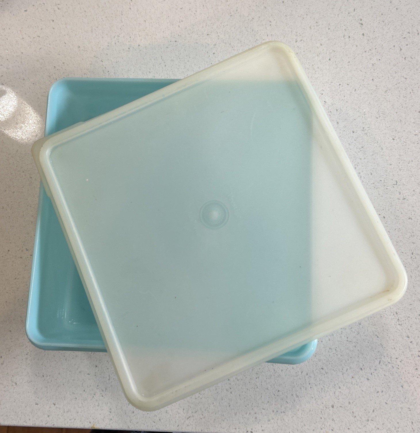 Rare Blue Prestige Australia 8×8 Plastic Square Container With Lid #182 Great!