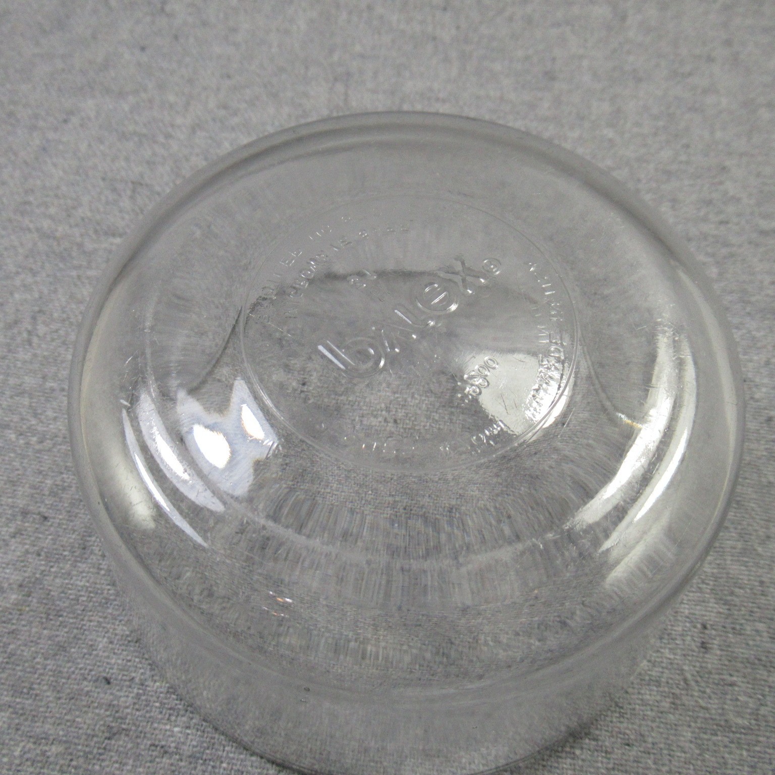 Pyrex 7200 Glass Bowls Vented Blue Lids 2 Cup Storage Lot of 2