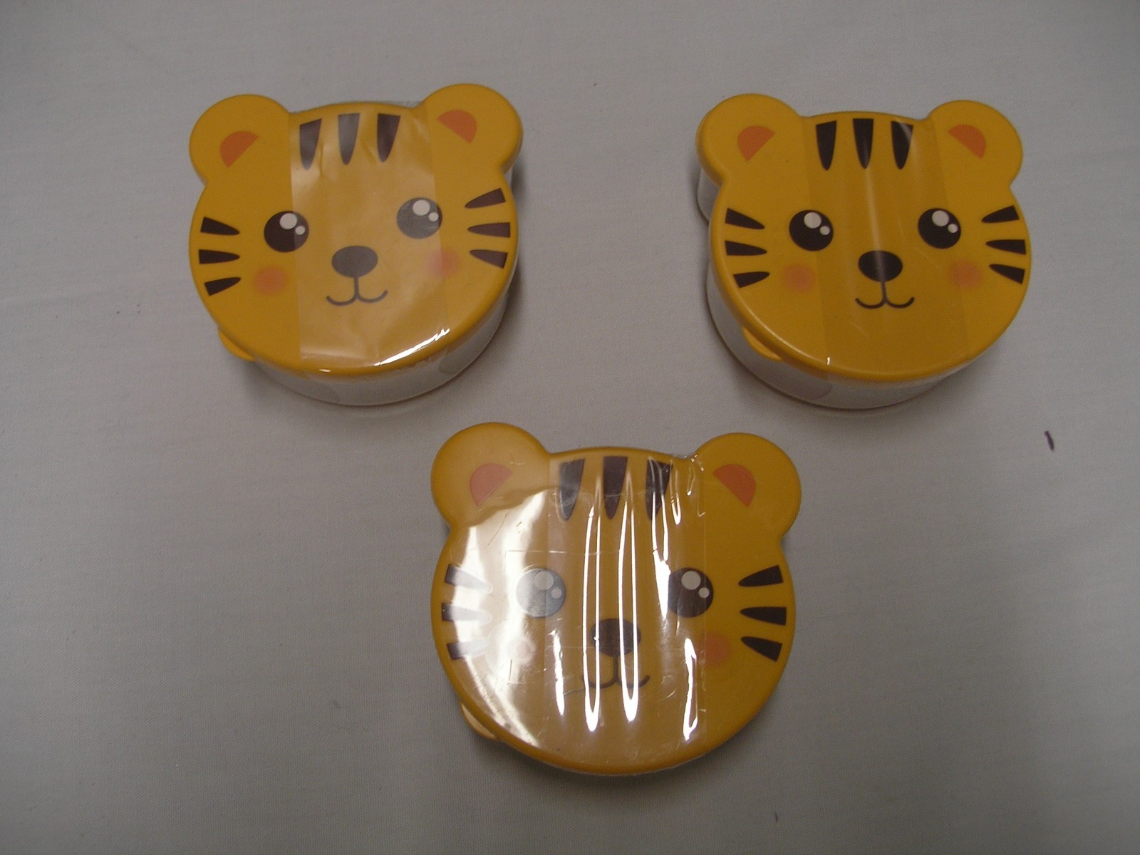 CRITTER CONTAINERS, BRAND NEW, TIGER, 6 PIECE, 3 AVAILABLE, GREAT FOR KIDS SNACK