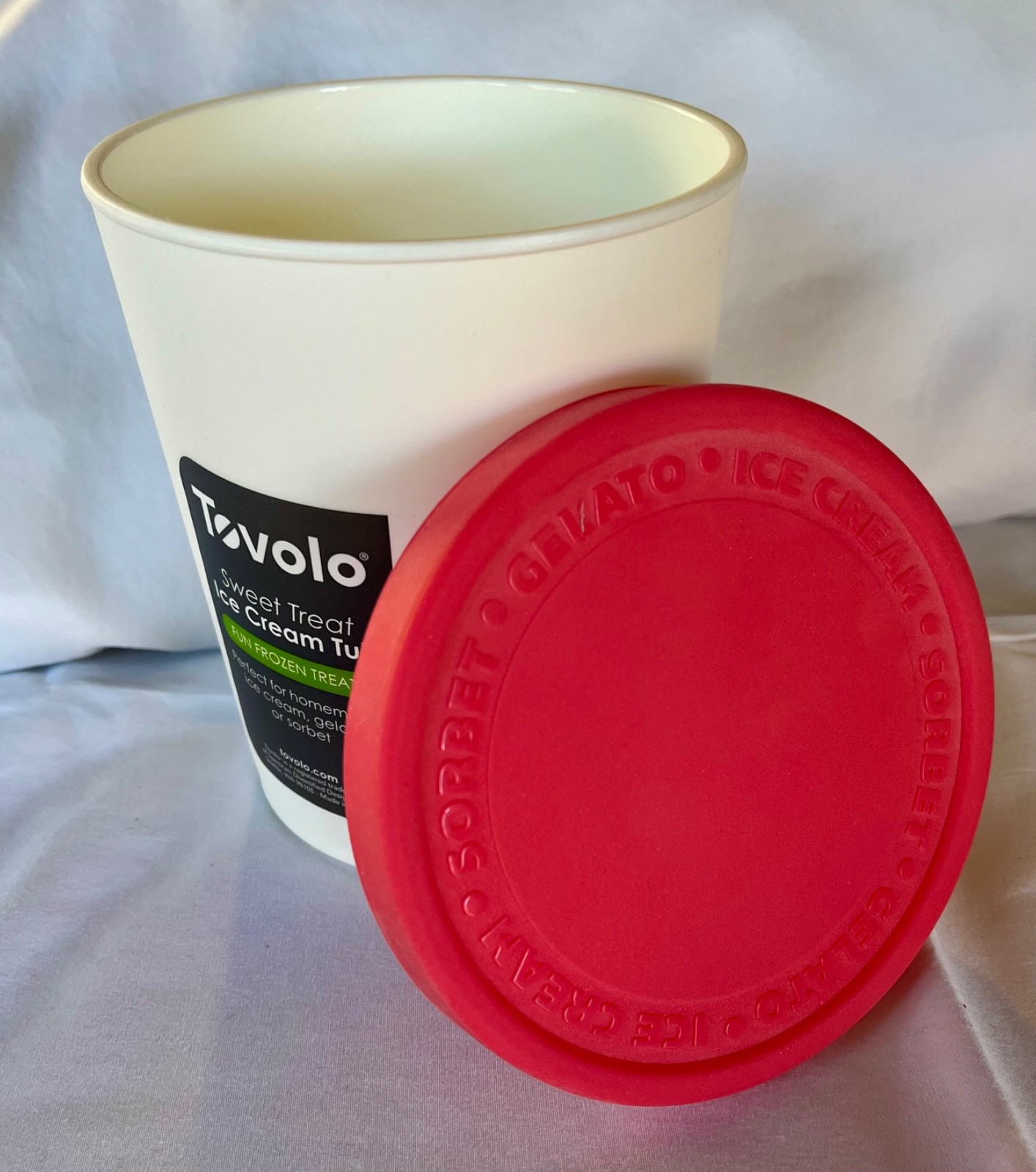 Tovolo 1 Quart Ice Cream Gelato Sorbet White Tub with Red Lid
