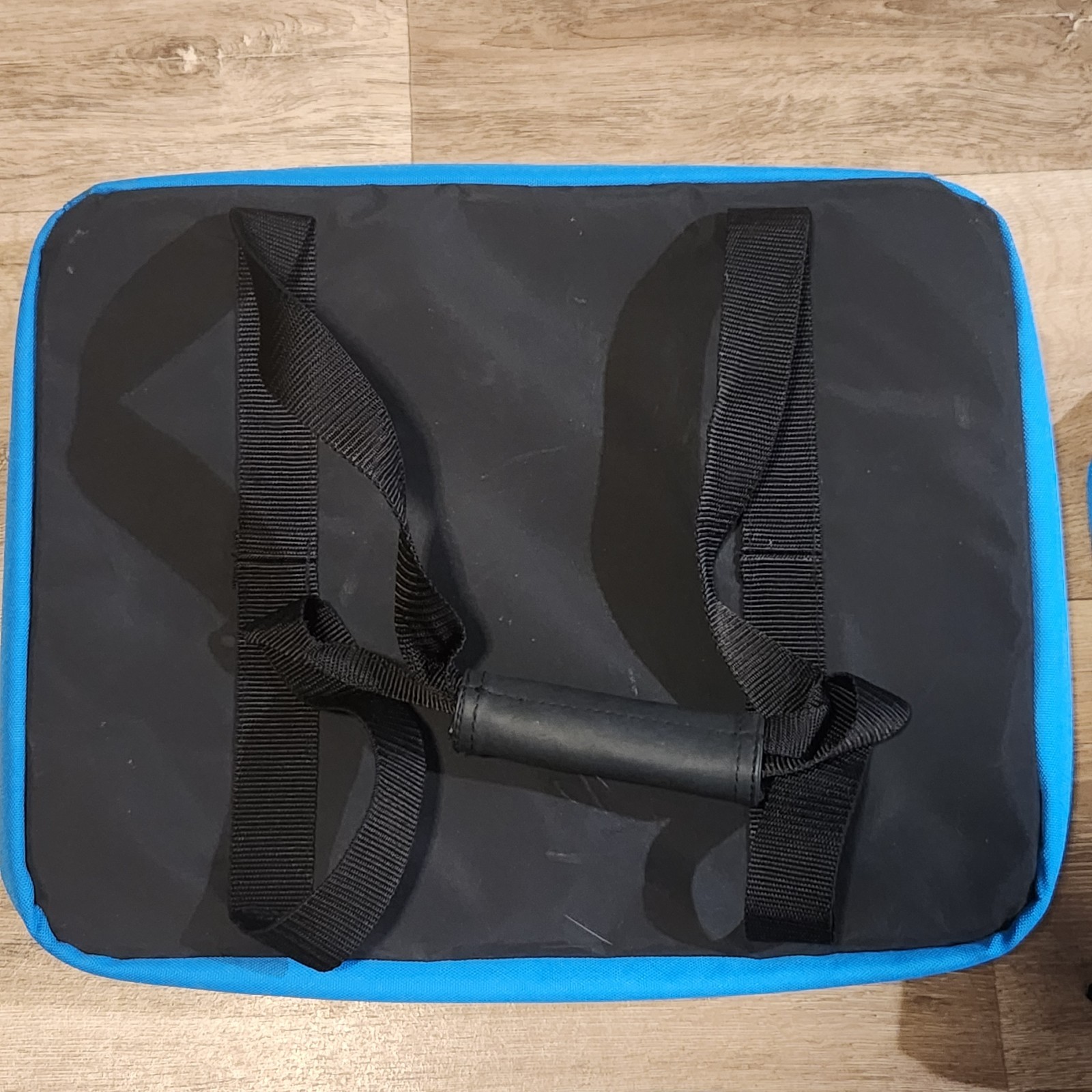 Pyrex Portables Way To Go Insulated Hot/Cold Travel Bag Lot Of 3 Blue Green