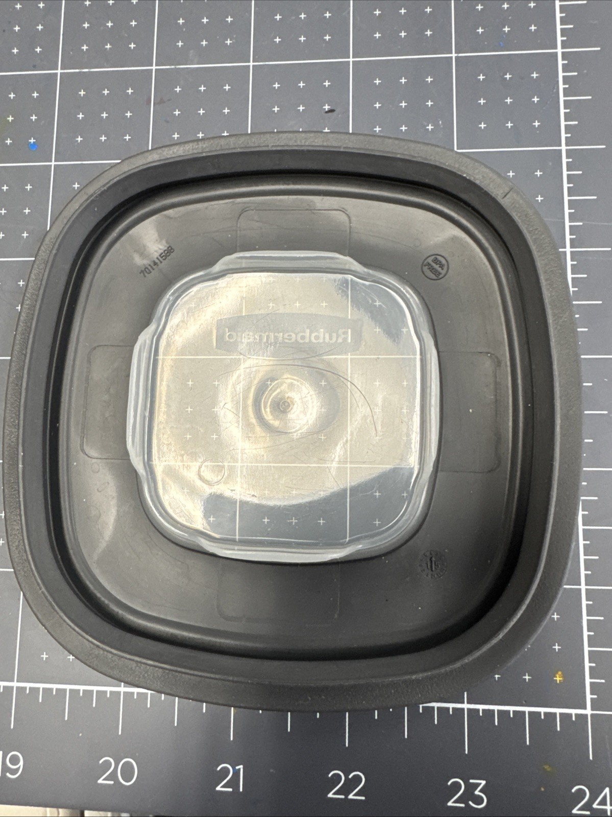 Set of 3 Rubbermaid 7Q14158B Dark Gray Replacement Container Window Lids 5″