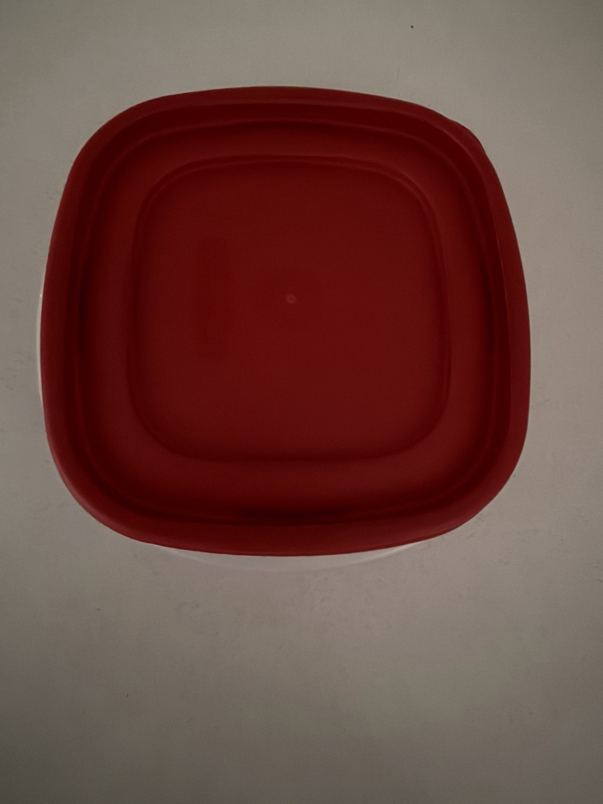 Rubbermaid Storage Container Square 3 Cups Red Lid #7J61 2 USA