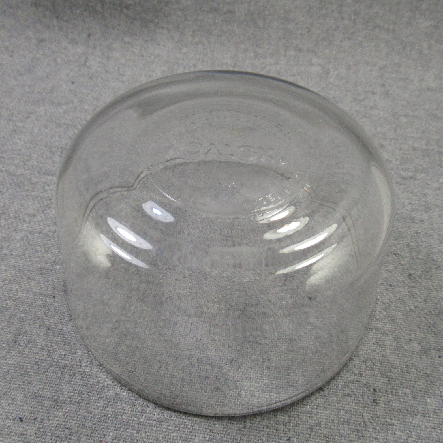 Pyrex 7200 Glass Bowls Vented Blue Lids 2 Cup Storage Lot of 2