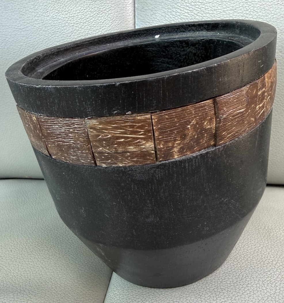 VTG 1960 decorative Wooden Container Distinctive Wz Coconut Shell Mozaic Band