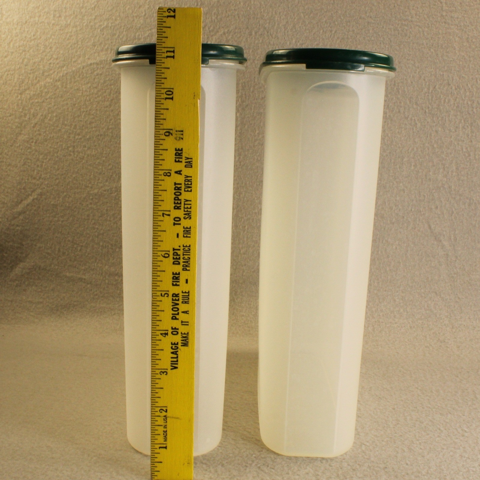 Tupperware Modular Mates Super Oval 4 Set of 2 Green Lid Excellent Food Storage