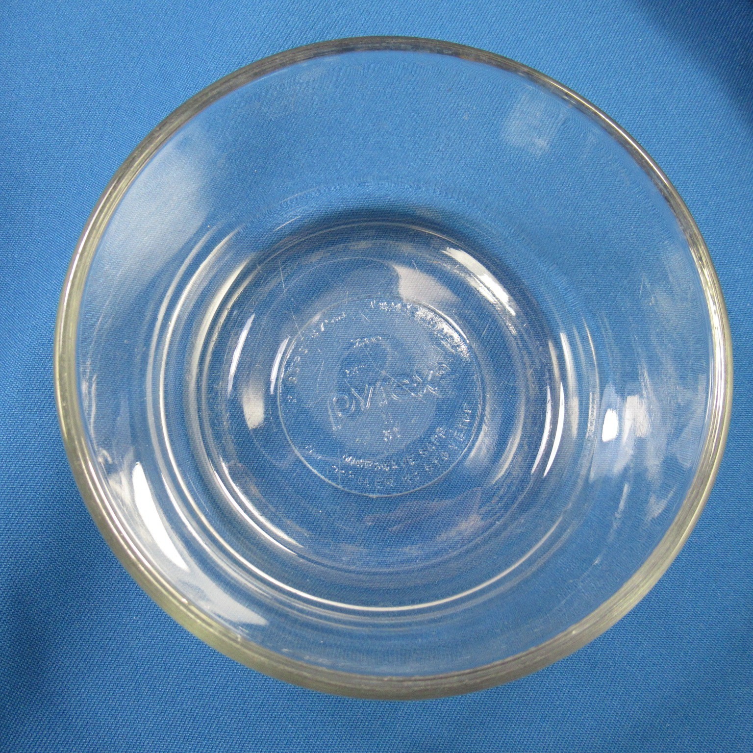 Pyrex 7200 Glass Bowls Vented Blue Lids 2 Cup Storage Lot of 2