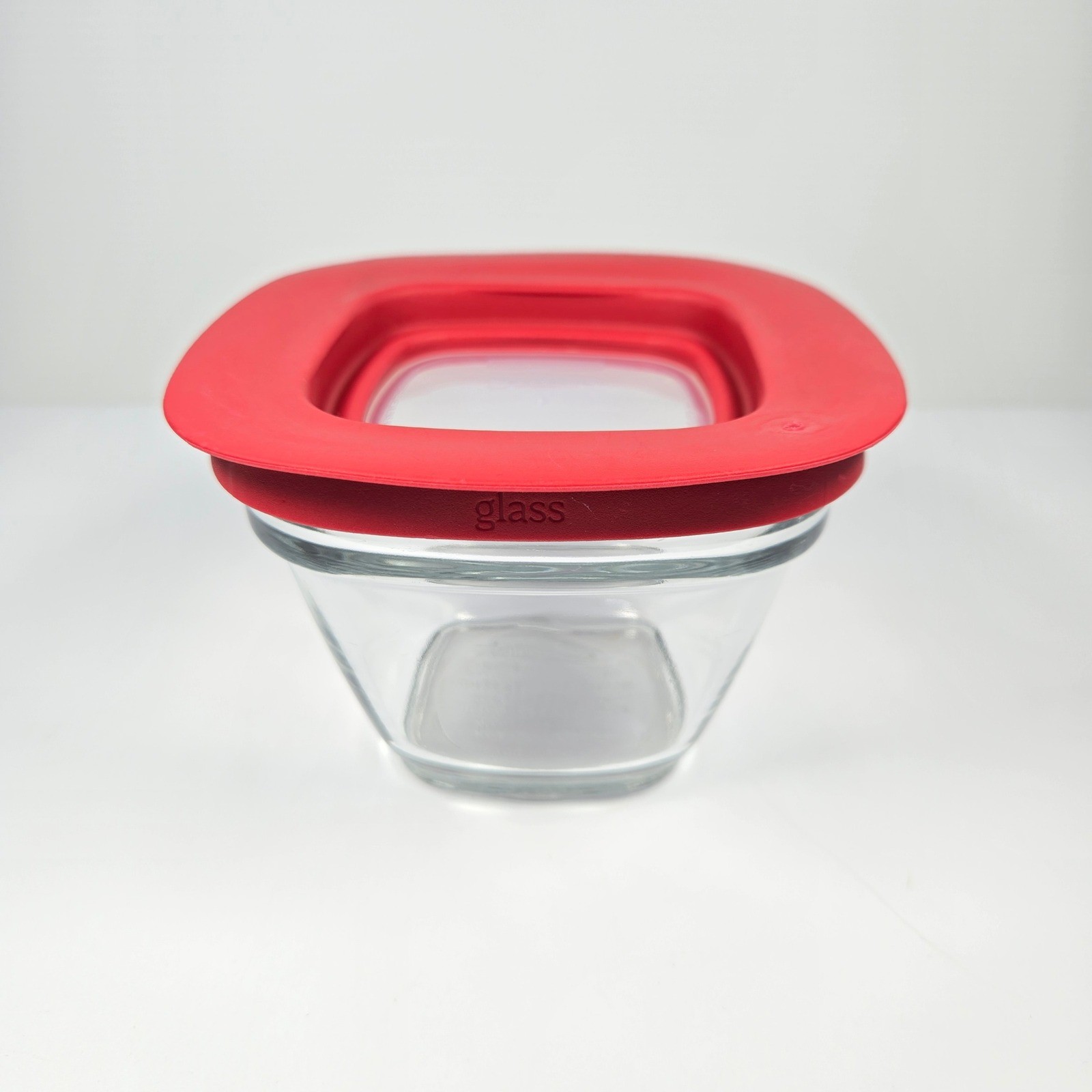 Rubbermaid Easy Find Lids Glass Food Storage Red 8 pc 1 cup, 1.5 cup, 2.5 cup