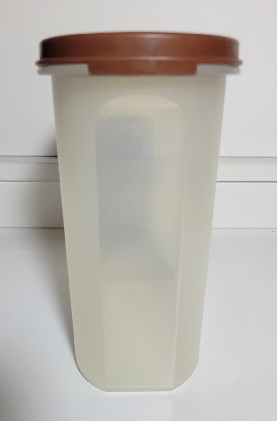 Tupperware 1613 Oval 7 1/4 Cups Modular Mate #3 Container w/1616 Brown Lid T2